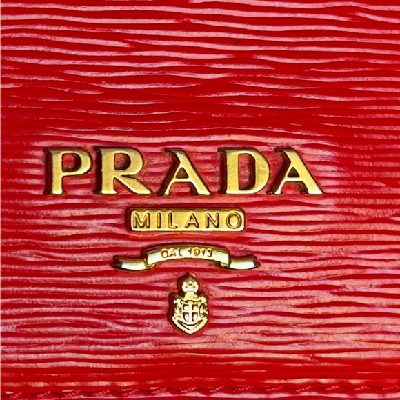 Authentic Prada Safiano Card Holder Red EUC Milano Italy Authenticity Guaranteed - Picture 6 of 10